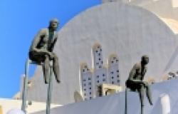 Greece Under Continuous Siege: Syriza's Disastrous Political Stance Greece Under Continuous Siege: Syriza's Disastrous Political Stance