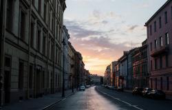 Reverse the road: From European Monetary Union to Euroization Reverse the road: From European Monetary Union to Euroization