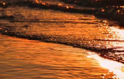 Global ocean governance in the Anthropocene: From extractive imaginaries to planetary boundaries? Global ocean governance in the Anthropocene: From extractive imaginaries to planetary boundaries?