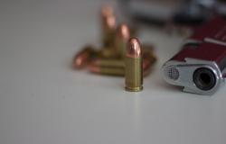 Debunking the myth of the “robust control regime”: UK arms export controls during war and armed conflict Debunking the myth of the “robust control regime”: UK arms export controls during war and armed conflict