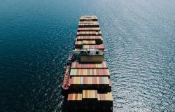 Regionalization of Global Trade: A New Order in the Making Regionalization of Global Trade: A New Order in the Making