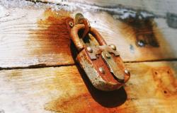 Dealing with Europe's economic (in-)security Dealing with Europe's economic (in-)security