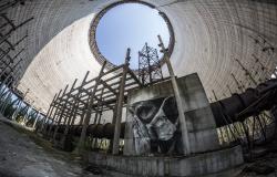 False Twins: Intergenerational Injustice in Nuclear Deterrence and Climate Inaction