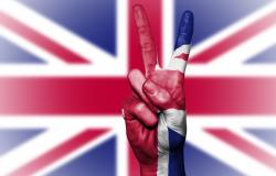 Love Island in Suits: Why does Britain’s insular media attend global summits? Love Island in Suits: Why does Britain’s insular media attend global summits?