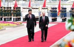 “Axis of Inconvenience”: China, Russia and the Crisis in Ukraine “Axis of Inconvenience”: China, Russia and the Crisis in Ukraine