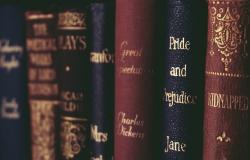 Was Novel Born and Died with the Bourgeois Society? Was Novel Born and Died with the Bourgeois Society?