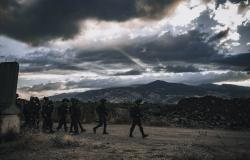 A War Without an End: Fighting Against the Phoenix Army A War Without an End: Fighting Against the Phoenix Army