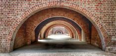 The 21st century trust and leadership problem: Quoi faire?