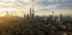 Malaysia's Ambivalent Middle Power Status: A Global South Perspective From a Reconceptualised Geoeconomics