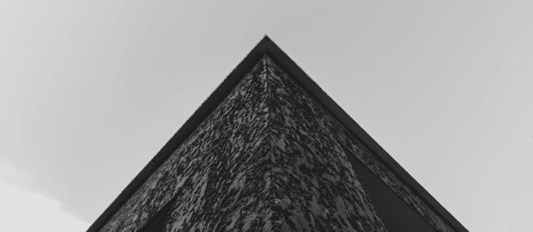 Trump vs Churchill and De Gaulle