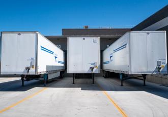 Smart-Mix or Stupid Assurances? How Businesses Used Voluntary Initiatives to (De)Legitimize Supply Chain Regulation