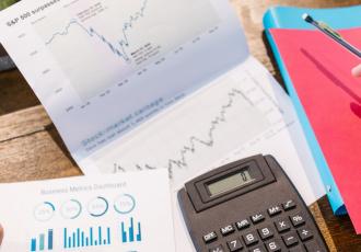 The Low-carbon Equity Market: A New Alternative for Investment Diversification?