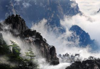 Chinese Development Finance and Debt Crises in the Global South