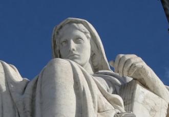 Resourcing Global Justice: The Resource Management Design of International Court