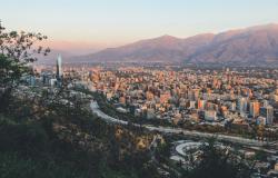 Inequality and the Socioeconomic Dimensions of Mobility in Protests: The Cases of Quito and Santiago Inequality and the Socioeconomic Dimensions of Mobility in Protests: The Cases of Quito and Santiago