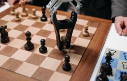 Emerging Consensus on ‘Ethical AI’: Human Rights Critique of Stakeholder Guidelines Emerging Consensus on ‘Ethical AI’: Human Rights Critique of Stakeholder Guidelines