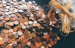 A Behavioral Perspective on Saving Decisions. Empirical Evidence for Policymakers in the European Union A Behavioral Perspective on Saving Decisions. Empirical Evidence for Policymakers in the European Union