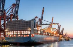 How the International Maritime Organization Can Succeed Where Three Decades of COP Meetings Failed How the International Maritime Organization Can Succeed Where Three Decades of COP Meetings Failed