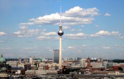 Why should Germany work more with India? Why should Germany work more with India?