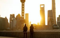 Contextualizing China's AI Governance Contextualizing China's AI Governance
